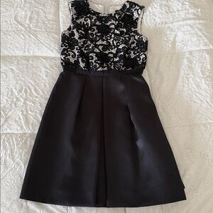 Carmen Marc Valvo Black and Cream Formal Dress